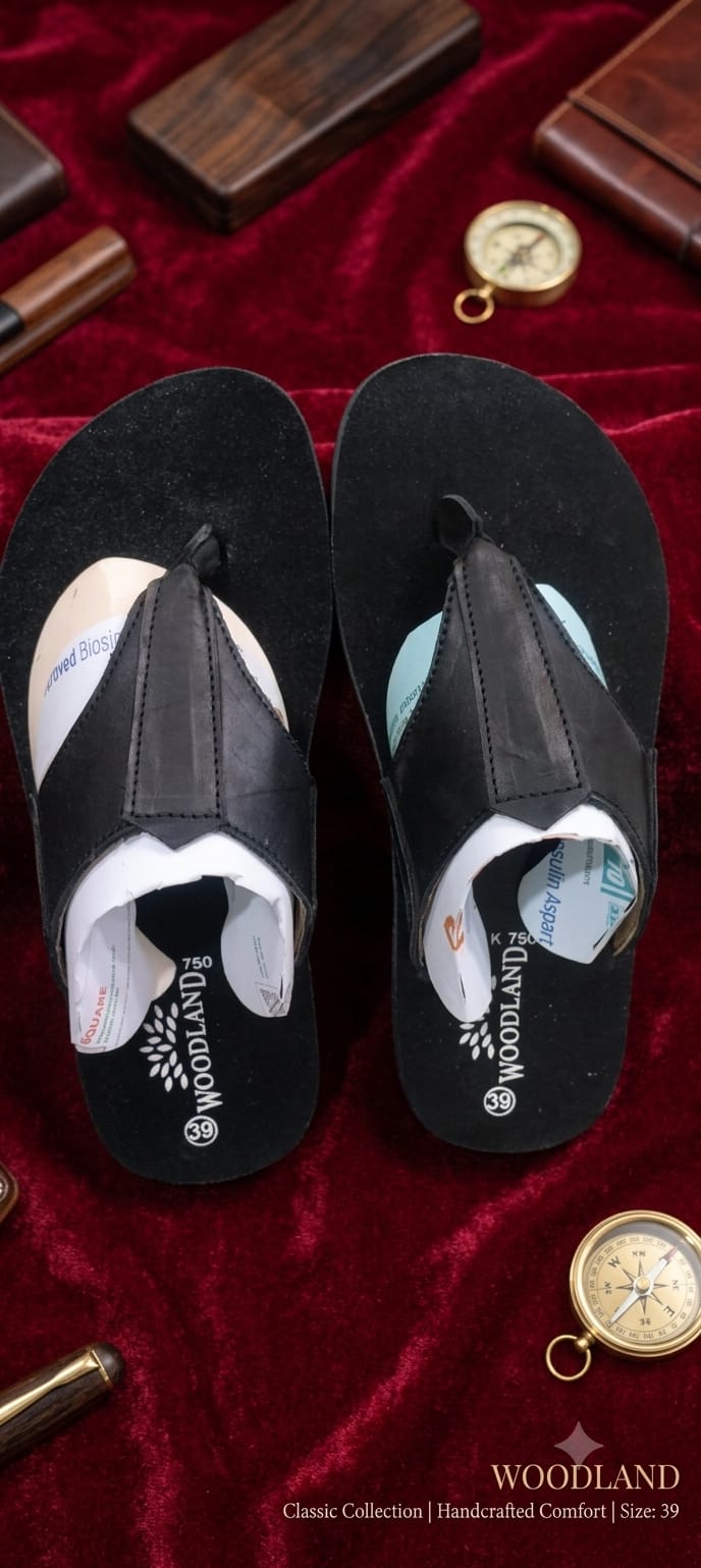 প্রিমিয়াম গোল্ডেন ও ভেলভেট স্লিপার ✨ Premium Velvet & Metallic Gold Chic Flip-Flops ✨