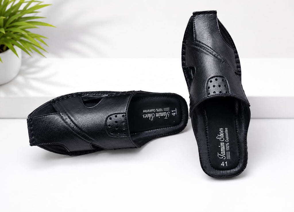 ✨  Classic Black Ethnic Peshawari Slippers ✨ (ঐতিহ্য ও আধুনিকতার এক অনবদ্য সংমিশ্রণ)